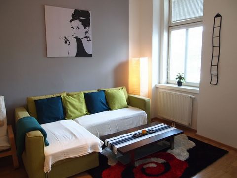 Dieses stilvoll eingerichtete Apartment mit einem getrennten Schlafzimmer eignet sich optimal für Businessgäste, die mehrere Wochen oder Monate in Wien verbringen wollen. Kostenloses High-Speed Wi-Fi Internet und ein kleiner Arbeitsplatz lassen Sie I...