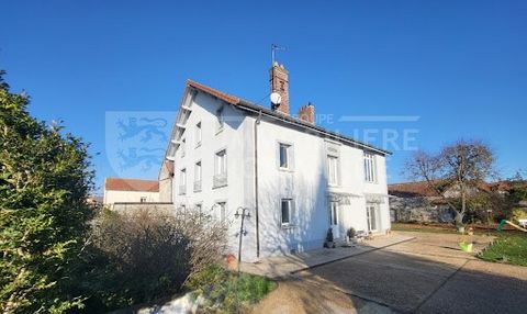 A lot of charm for this pretty bourgeois house ideally located in Freneuse offering you: On the ground floor, beautiful entrance/office leading to a hallway distributing a magnificent living room/dining room with fireplace of an area of 40m², fitted ...