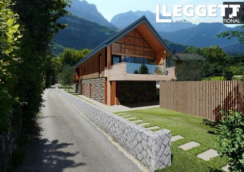 A25205ST74 - An incredible piece of land and an ideal location for building a modern family house near Lake Annecy! The land is situated close to a golf course and offers potential views towards Lake Annecy and the surrounding mountains. It's in prox...