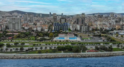 Kartal ligt in het Aziatische deel van Istanbul en is gelegen aan de kust van de Zee van Marmara tussen Maltepe en Pendik. Dit gebied maakt veel ontwikkeling door en profiteert van een goede infrastructuur en servicefaciliteiten. Het is ook de thuisb...