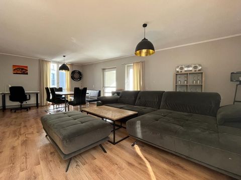 Experience the best of Dortmund in this stylish and spacious 65m² apartment, located in the bustling city center. The apartment is just a stone's throw from the Reinoldikirche U-Bahn station (3-minute walk), offering excellent access to public transp...
