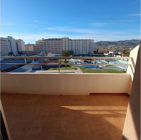Floor 4th, studio total surface area 40 m², usable floor area 36 m², single bedrooms: 1, 1 bathrooms, age between 30 and 50 years, built-in wardrobes, lift, ext. woodwork (aluminum), kitchen, dining room, state of repair: in good condition, garden (c...
