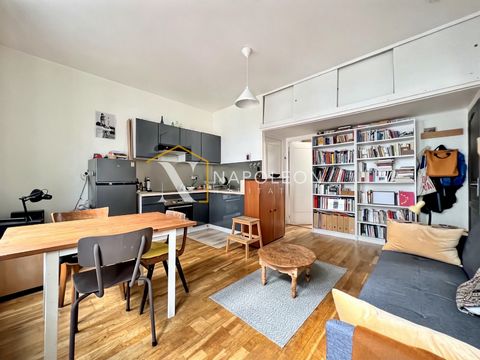 Charmant T2 à Sébastopol Gambetta, Lille - Prêt à vous accueillir ! Découvrez ce superbe appartement 2 pièces idéalement situé dans le quartier recherché de Sébastopol Gambetta à Lille. Profitez d'un cadre de vie exceptionnel avec toutes les commodit...