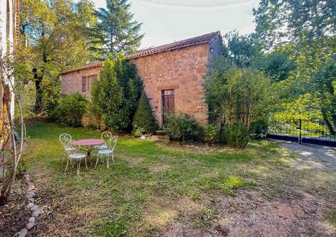 Maison familiale avec piscine et 2 gites sur 7900 m2 de terrain