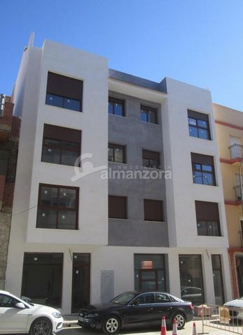 A brand new third floor apartment on point of completion available for sale in the centre of Albox.The apartment is well lit with all rooms having an exterior outlook. It features a central kitchen space that looks out onto the high street.The kitche...