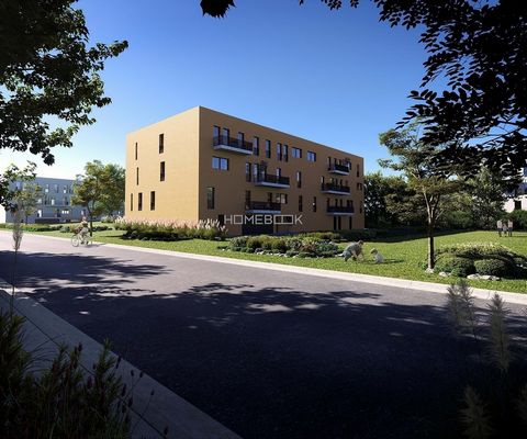 Appartement neuf de 3 chambres avec garage à Vila Nova de Gaia. Découvrez votre nouvelle maison avec des finitions haut de gamme et un emplacement de choix. Développement avec 12 fractions de typologies T3, à partir de 275 000 , toutes avec place de ...