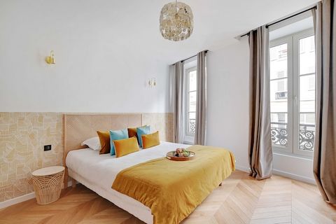 Checkmyguest le ofrece un espacioso apartamento de 85 m² con 2 habitaciones en el barrio de Marais, en el distrito 3 de París. Bien equipado para estancias inolvidables, este apartamento está cerca de la famosa Place de la République, para una inmers...