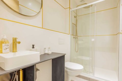 Checkmyguest oferuje Ci ten uroczy apartament o powierzchni 23 m², idealny dla mieszkańca miasta poszukującego spokoju i autentyczności, w uroczej dzielnicy Les Epinettes. Położony w bezpośrednim sąsiedztwie Square des Epinettes, prawdziwej oazy ziel...