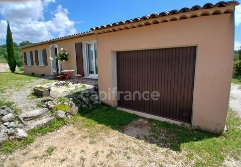 Située à Saint-Saturnin-lès-Apt, cette charmante villa provençale de 107 m² offre un cadre de vie exceptionnel. La pièce maîtresse de cette maison est sans conteste son espace de vie de 57 m², baigné de lumière grâce à son exposition plein sud. Cette...