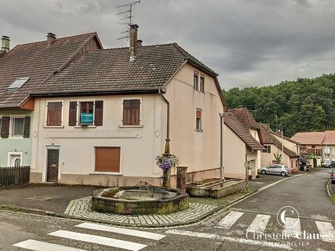 Exclusively in your Christelle Clauss Real Estate agency, discover this charming house located in the municipality of LEIMBACH. It is composed as follows: - On the ground floor: A room, a bathroom, a garage and a cellar. - Upstairs: A spacious kitche...