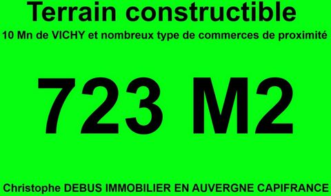 Terrain Plat Idéalement denviron 723 M2 Situé en Centre-ville du village à 10 minutes de vichy, Calme et Bien Desservi Ce terrain plat offre une situation calme, en plein cur de la commune, tout en étant préservé des nuisances sonores dues au passage...