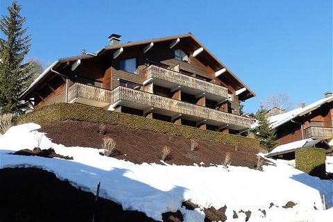 ELIOR 2 - LA CLUSAZ 4 personen - 26 m2 / 2 kamers ingedeeld 2**NN / tuinniveau / Zuid / Mini wifi box (betaalde optie) Smaakvol ingericht appartement in een recente residentie van 15 appartementen, gebouwd in 1990, gelegen bovenaan het dorp LA CLUSAZ...