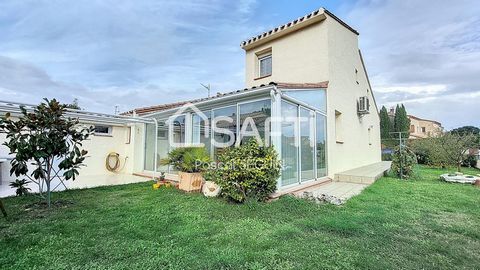 In the town of Argelès-sur-Mer (66700), this house benefits from an ideal location close to the center of the village while being a few minutes from the sea, it offers a privileged living environment for lovers of the coast. The southern exposure gua...