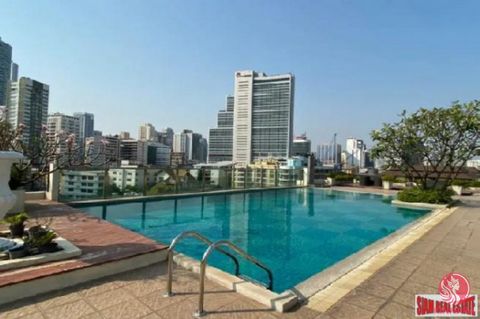 Pearl Residences Sukhumvit 24 | 3 sovrum 2 badrum lägenhet till salu bara några minuter från BTS Phrom Phong | Flera köpcentra och otaliga restauranger på detta önskvärda läge i Bangkok. Bara 78 totala enheter i komplexet. Faciliteter Pearl Residence...