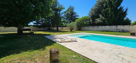 Maison pierre 177m², dépendance, piscine chauffée