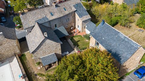 Ensemble immobilier coeur de village + piscine - RODEZ