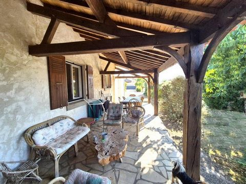 Plain-pied avec grand garage atelier