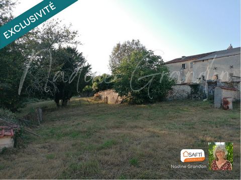 SUD CHARENTE - 1 hectare - Maison à restaurer avec grange et point d'eau