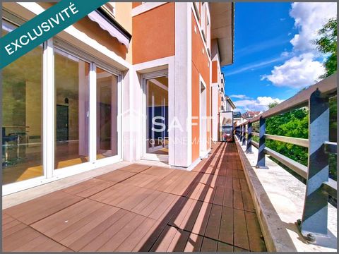 APPARTEMENT FAMILIAL avec TERRASSE et DOUBLE BOX