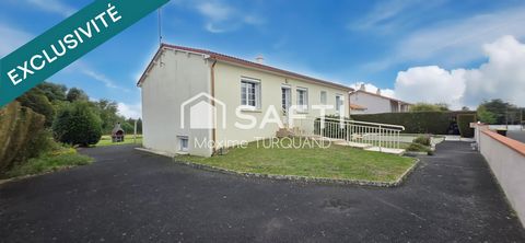 Au cœur de la commune de Cerizay, dans un quartier pavillonnaire, proche du centre et de ses commodités, à 15kms de Bressuire, venez découvrir cette maison d'habitation de construction 1979 sur sous-sol bien entretenue, proposant une superficie de 10...