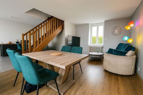Fiche N°Id-LGB177605 : Saint vallier, Maison d'environ 102 m2 comprenant 5 piece(s) - - Equipements annexes : jardin - cour - parking - double vitrage - - chauffage : Aucun - Classe-Energie D : 183 kWh.m2.an - Plus d'informations disponibles sur dema...