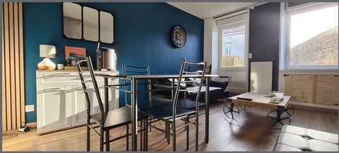 2 chambres, espace en pelouse, garage.