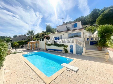 Saint-Cyr-sur-Mer-La Madrague:maison avec piscine,vue dominante et studio indépendant