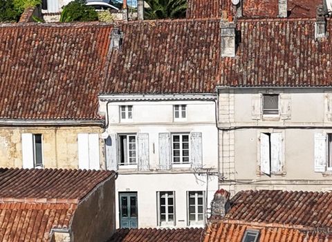 Maison de ville avec 6 chambres et jardin