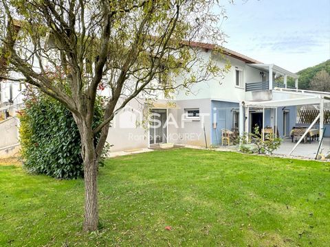 Maison d'architecte 7 pièces 241 m²