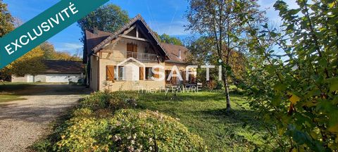 Maison de village spacieuse avec un beau terrain