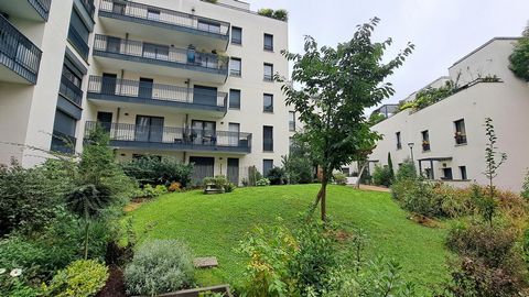 T2/T3 avec balcon et place de parking
