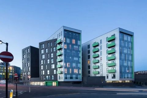 Manchester Investment Flats For Investment Purposes or Owner Occupiers – Minimum 35% Deposit Required – Below Market Value This exciting investment opportunity in Manchester city centre comprises a completed and tenanted residential development which...