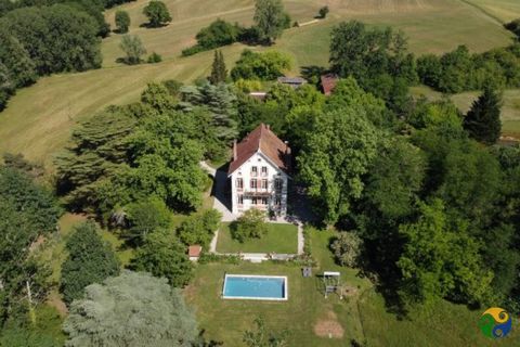 A beautiful 19th century Manor house located on the edge of this medieval village, recently given the status of a one of the most beautiful villages in France. This 6-bedroom house has been thoughtfully restored, providing a warm and luxurious home. ...