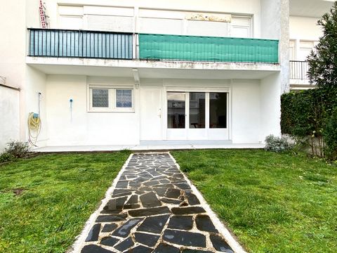 Dpt Charente Maritime (17), à vendre ROYAN appartement T3 - Jardin -Parking