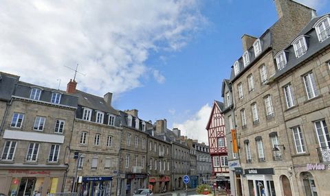 Dpt Côtes d'Armor (22), à vendre GUINGAMP immeuble - Terrain de 371,00 m²