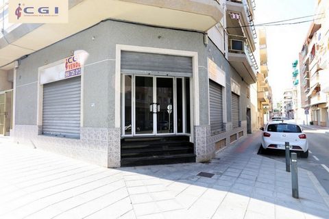 Fantastic commercial space in Guardamar, in good commercial area 450 meters from the beach! For sale large Commercial building / shop in well visited commercial area, in the center of Guardamar (Alicante - Costa Blanca) near the supermarket Mercadona...