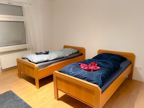 From the apartment you can reach the train station and the city center in 10 minutes on foot. All public transport is also within easy reach. The apartment is equipped with all necessary means. it has a complete kitchen with microwave, ceramic hob an...