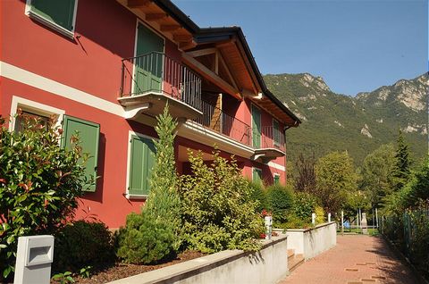 This apartment is located in a beautiful park, right beside wonderful Lake Idro. The complex consists of 22 comfortable and modern apartments, surrounded by a park. Guests have access to a beautiful (heated) pool with Jacuzzi and separate children's ...