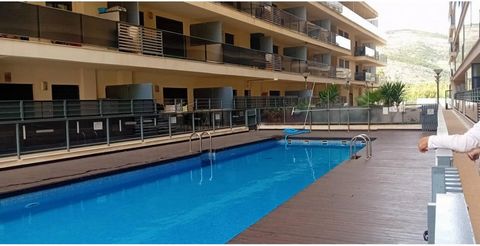 Floor 2nd, flat total surface area 82 m², usable floor area 82 m², single bedrooms: 1, 1 bathrooms, wheelchair-friendly, air conditioning (hot and cold), built-in wardrobes, lift, kitchen, state of repair: in good condition, garden (community), swimm...