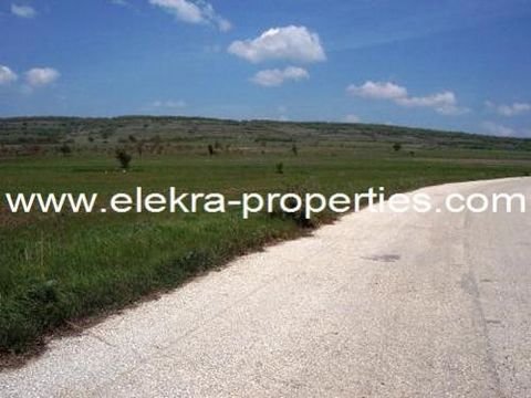 Regulated plot of land in the village of Osenovo magnificent sea view. Regulated plot of land 6887 sq.m. m, access to the asphalt road, to the village. Osenovo located 2.5 km from the beach of Kranevo. Face of an asphalt road connecting Kranevo and O...