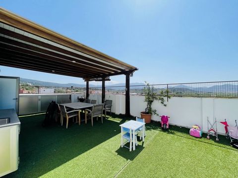 Modern and spacious and sunny penthouse with stunning montain views for sale in La Font den Carros It offers 3 bedrooms 2 bathrooms a living room with a spiral stairs and a modern kitchen with a bar The balcony can be accessed from both from the livi...