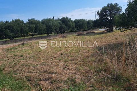 Zadar, Sukošan, building plot of 640 m2. The land is located above the highway along the main road. It is located at a distance of 400 meters from the sea as the crow flies. Water and electricity nearby. Sukošan is a beautiful and peaceful place with...