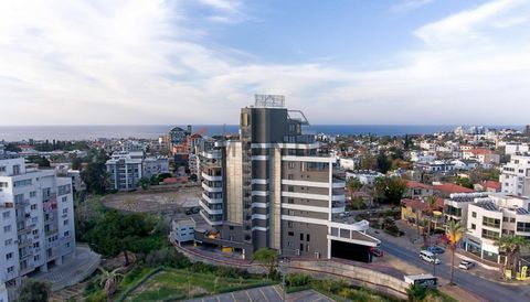 Het appartement heeft een charmant uitzicht op zee. Het appartement ligt op ongeveer 1 km van de kust en de dichtstbijzijnde luchthaven ligt op ongeveer 50 km afstand. Dit appartement beschikt over 107 m². In totaal zijn er 3 kamers met badkamer. All...