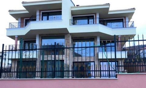 Magnificent view of the sea and old Nessebar from each room!! Newly built three-storey house in Plovdiv. Sveti Vlas, in a quiet and peaceful place, 650 m from the sea and the beach. Terraced yard (two levels) 360 sq.m, area of 500 sq.m distributed on...