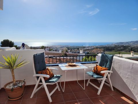 1 bedroom apartment in Nerja, with two community pools in Urb. San Juan de Capistrano and a large terrace with spectacular sea views. The apartment is located in one of the most sought-after urbanizations in Nerja, located in the northeast area just ...