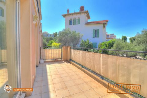 FOR SALE - Superb 3-room apartment of 54 m² - Nice Ouest, secteur Fabron Located in a luxury residence with video surveillance and two swimming pools, this penultimate-floor apartment is ideal for a family or investor. Completely repainted, it's read...