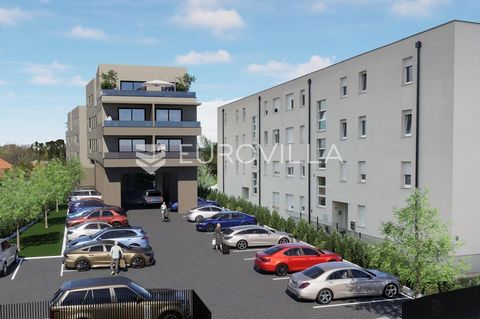 Zagreb, Trnava, two-room apartment on the ground floor in a new building with an elevator of 42 apartments and parking spaces in an excellent location. Apartment S0.04 is located on the ground floor and consists of a living room with a kitchen and a ...