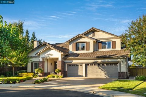 Experience breathtaking, unobstructed views of Mt. Diablo from this stunning Westside San Ramon home in the highly sought-after Henry Ranch community. Boasts a generous living space on a spacious lot, featuring 4 bedrooms and 2.5 bathrooms.Desirable ...