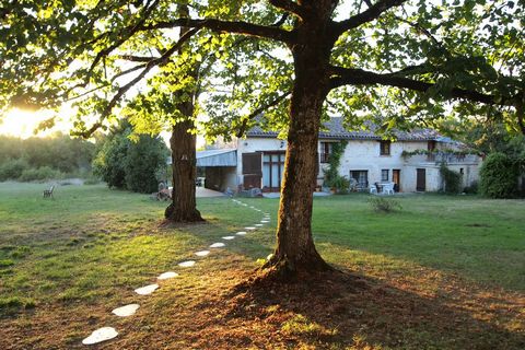 Set in the hills above the beautiful mediaeval village Saint Antonin Noble Val lies this 19-bedroom stone-built ensemble, currently being used as a wellness and wedding retreat (a future owner may need to reapply for the necessary permissions and bus...