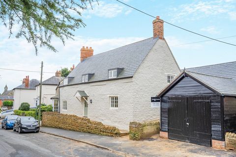 This newly extended and refurbished, non-listed stone built cottage dating back to the late 1700's is located on Moorend Road and now beautifully combines both period and contemporary features throughout. This superb property is nearing completion of...